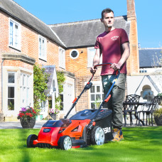 Cobra COMX4340VX 40V Cordless Push Lawn Mower 43cm with 4.0Ah Battery Cobra COMX4340VX 40V Cordless Push Lawn Mower 43cm with 4.0Ah Battery